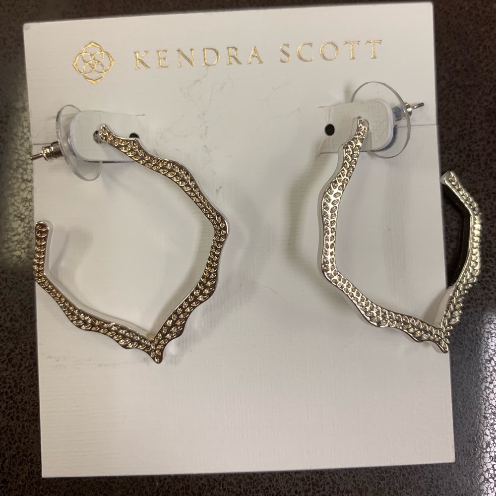 Kendra Scott earrings